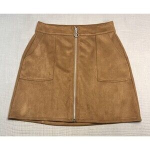 Maurices Tan Faux Suede Mini Skirt Full Zip Front Size 6 Pockets Soft Stretch